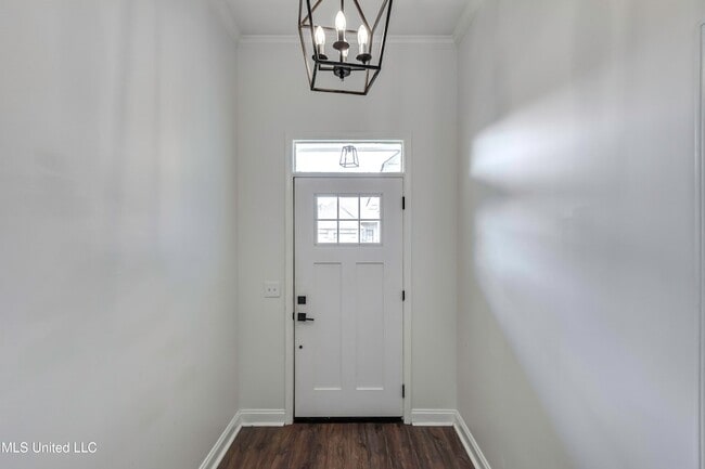 Building Photo - 120 Lennox Pl