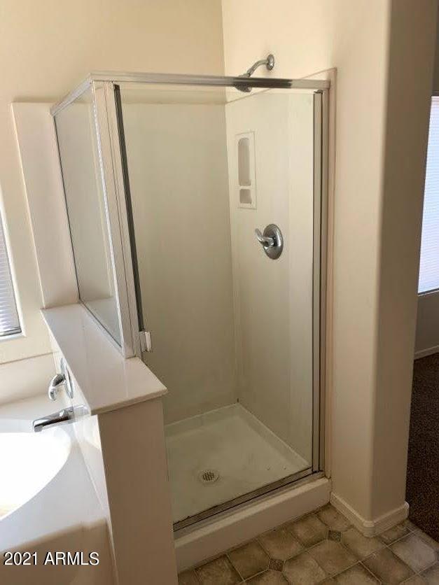 Building Photo - 6005 S 15th Dr