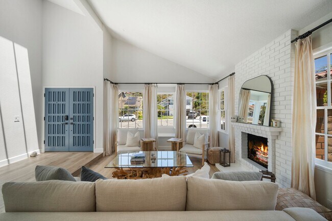 Building Photo - Experience Coastal Living at Its Finest in...