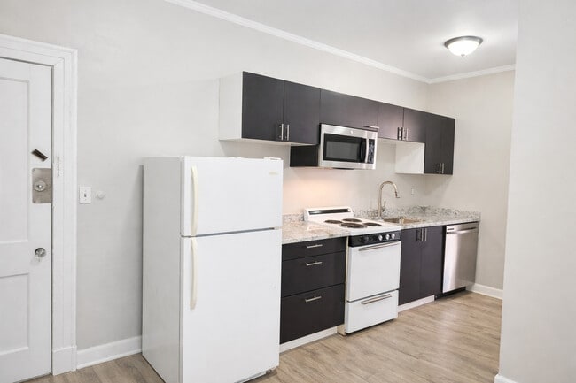 A3 - 575 Farmington Ave