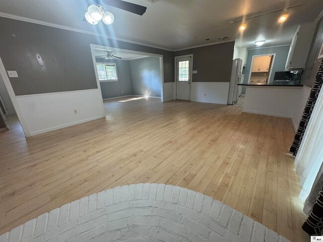 Building Photo - 808 Sunset Blvd