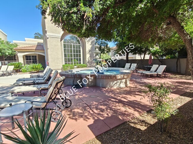 Building Photo - 1500 E Pusch Wilderness Dr