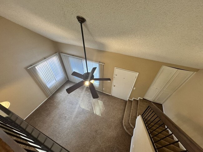 Building Photo - ***MOVE IN SPECIAL*** 2 STORY TOWNHOME WITH ATTACHED GARAGE WATER INCL