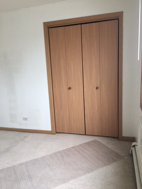 Second bedroom - 5450 W 127th St