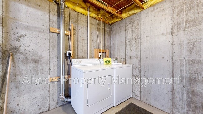 Building Photo - 6703 Antigua Dr