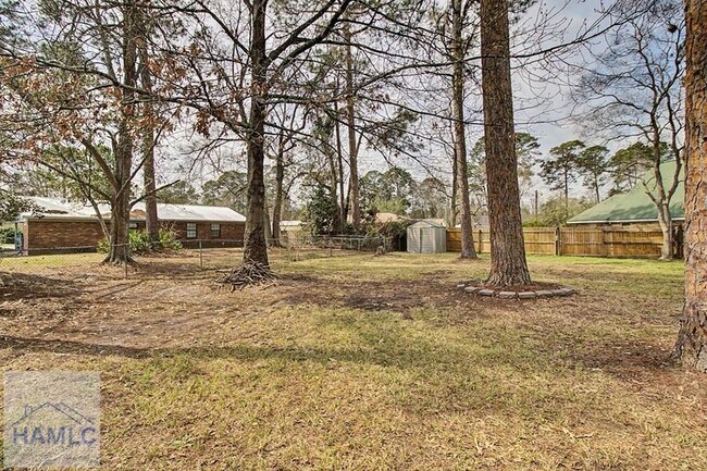 Building Photo - 799 Wildwood Dr