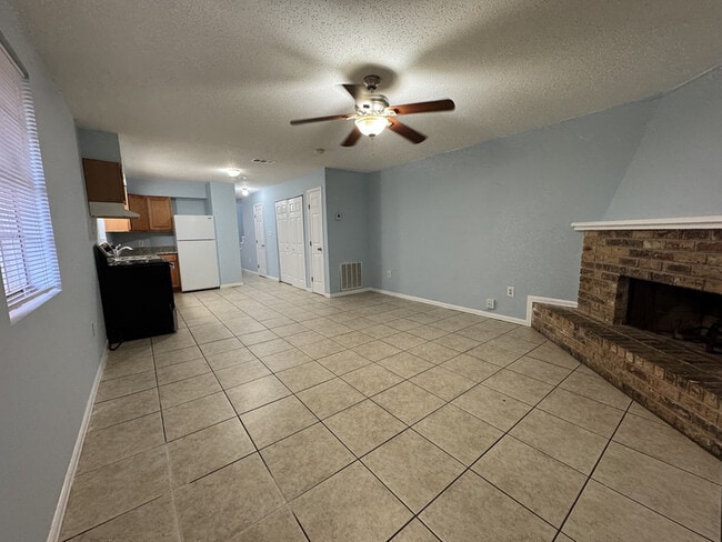 Building Photo - 8311 Livingston Ave