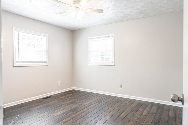 Building Photo - 3432 Niagara Carthage Rd