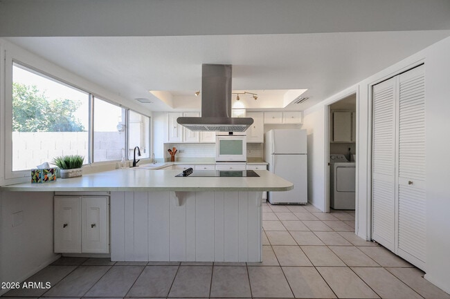 Building Photo - 4028 N Granite Reef Rd