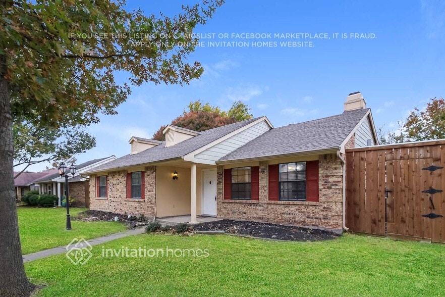 Building Photo - 1325 Clearview Dr