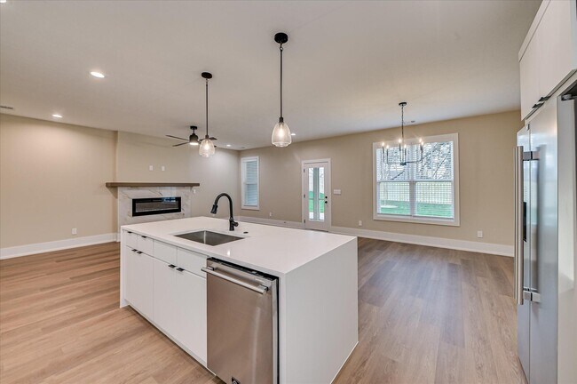 Building Photo - 3094 Banter Dr