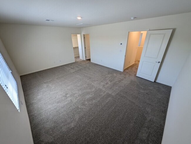 Building Photo - 4935 Toad Lily St