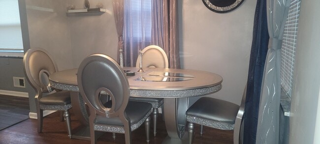 Building Photo - 1726 Eddystone Ave