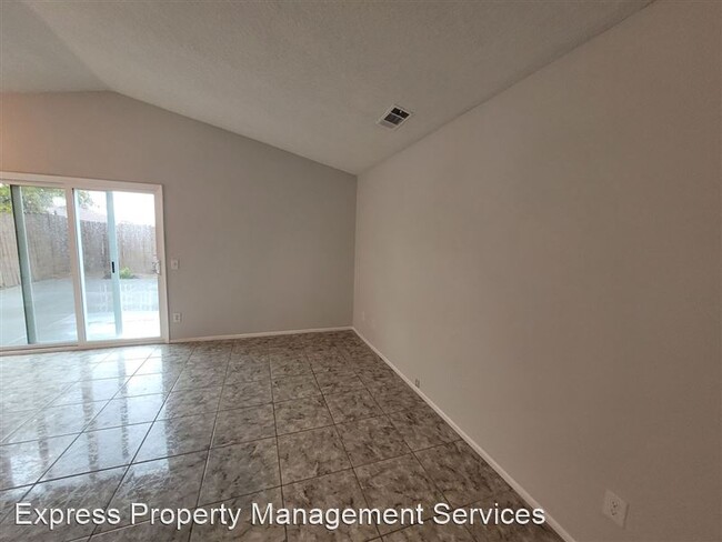 Building Photo - 1851 Eucalyptus St