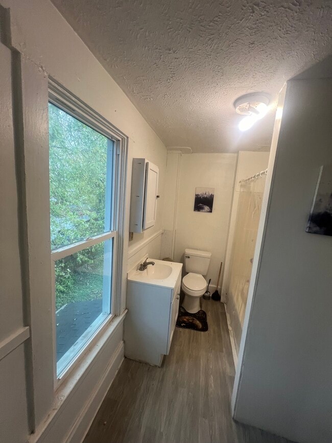 Building Photo - 836 Madison Ave