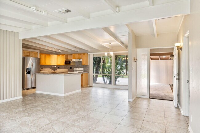 Building Photo - 71996 Vista Del Rio