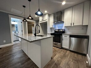 Building Photo - Charming 2-Bed, 2-Bath Home in Douglasville!