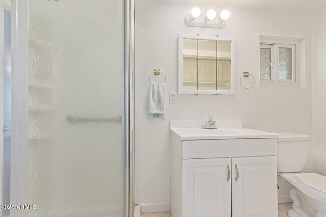 Building Photo - 12640 N Pebble Beach Dr