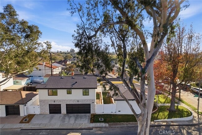 Building Photo - 1206 Kornblum Ave.