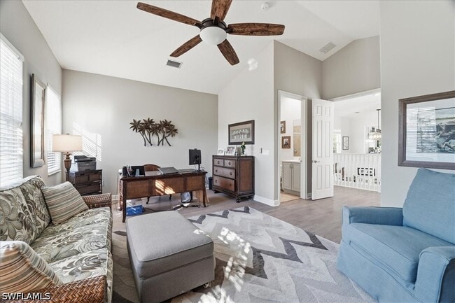 Building Photo - 7842 Hawthorne Dr