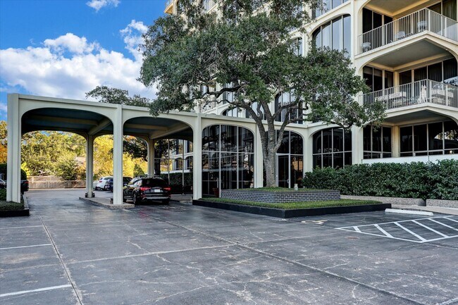 Building Photo - 3711 San Felipe St