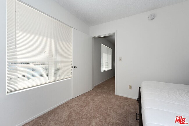 Building Photo - 3600 Bagley Ave