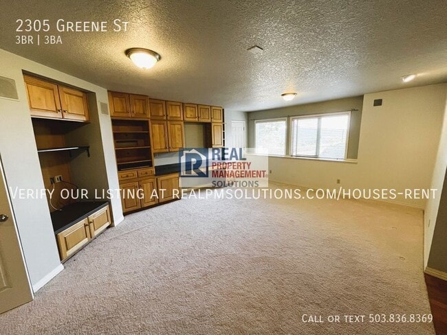 Building Photo - 2305 Greene St