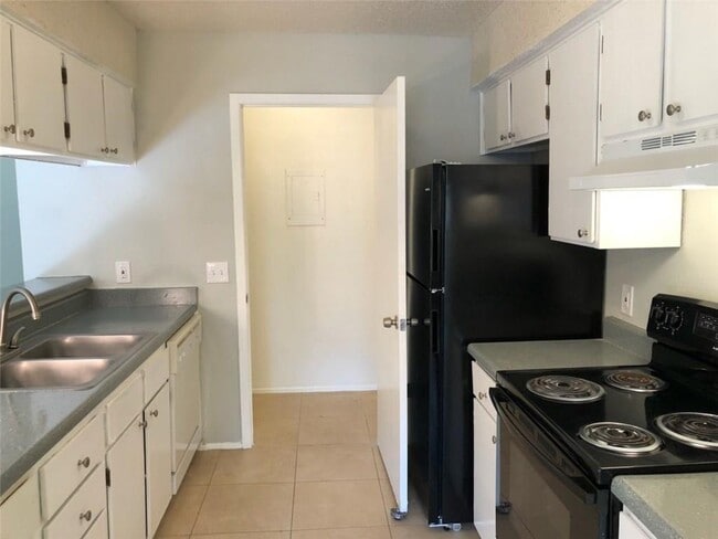 Building Photo - 4305 Acropolis Ct