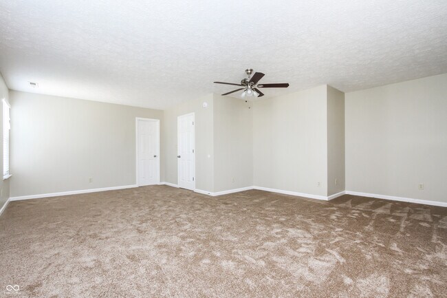 Building Photo - 3102 Salamonie Dr
