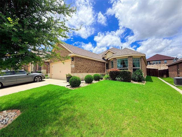 Building Photo - 3601 Sabine Dr