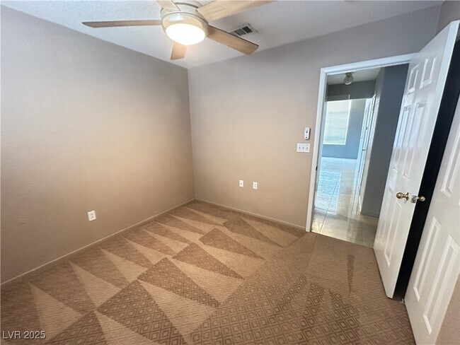 Building Photo - 9522 Lavarun Ct