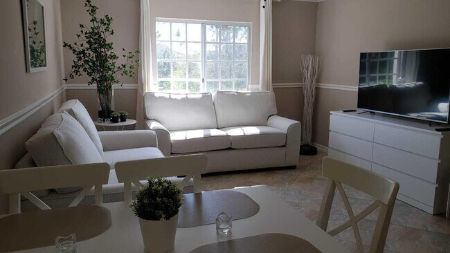 Building Photo - 6760 Heritage Grande