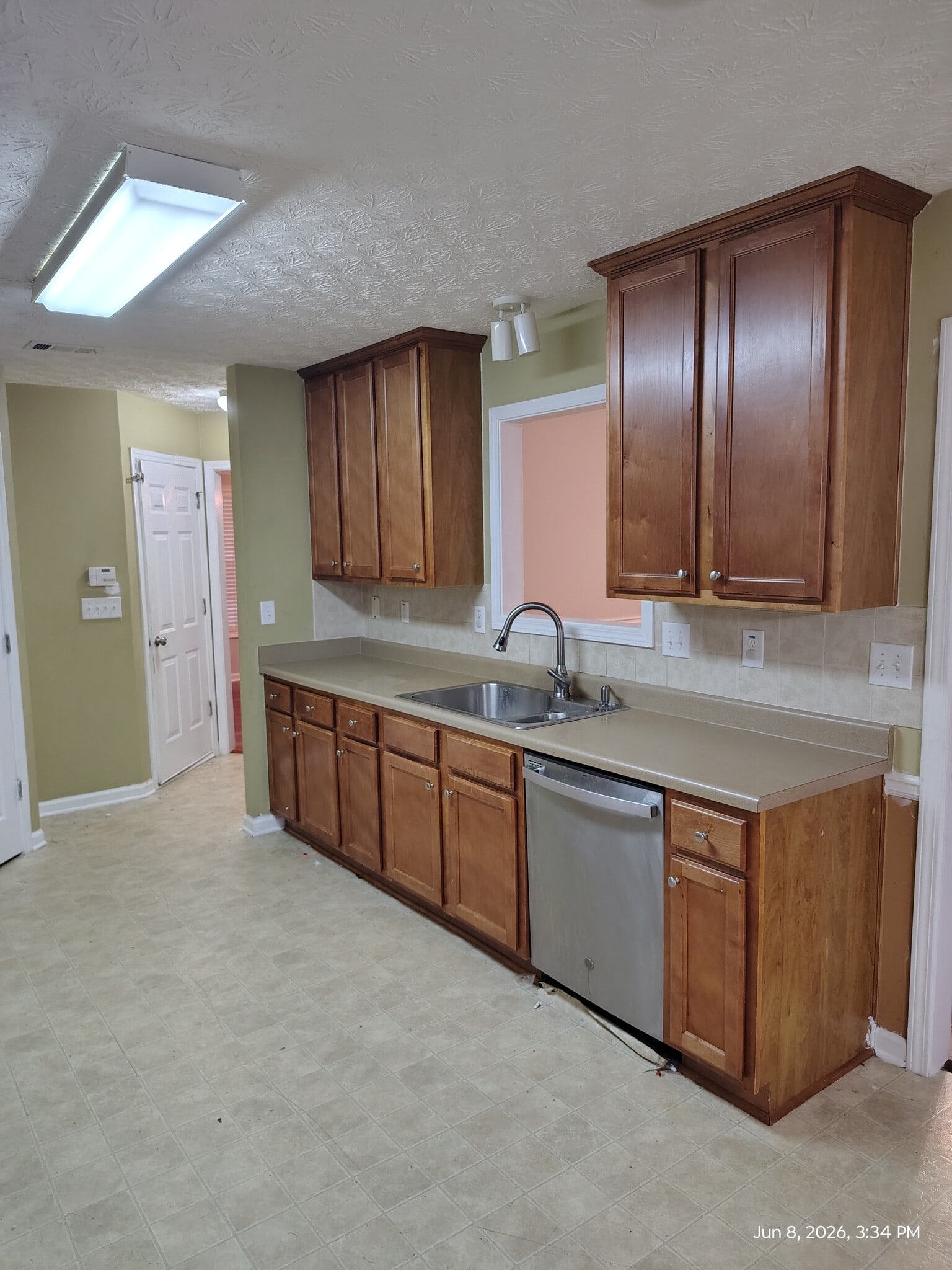 Sink Diswasher - 1359 River Club Dr NE