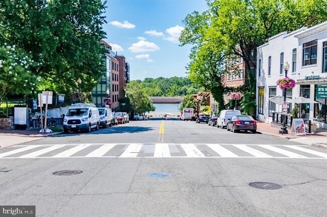 Building Photo - 1080 Wisconsin Ave NW