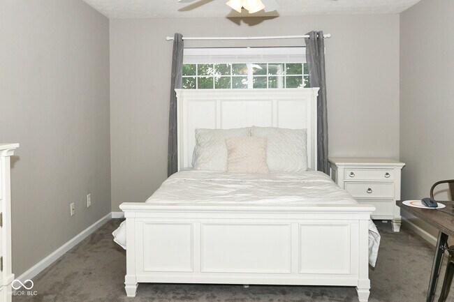 Building Photo - 8362 Enclave Blvd
