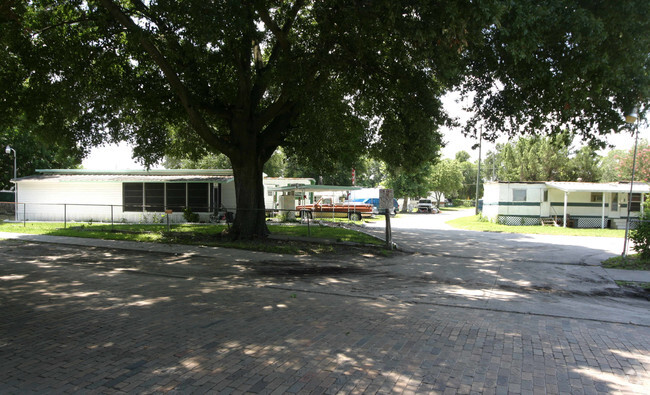 Primary Photo - Grand Street Trailer Park