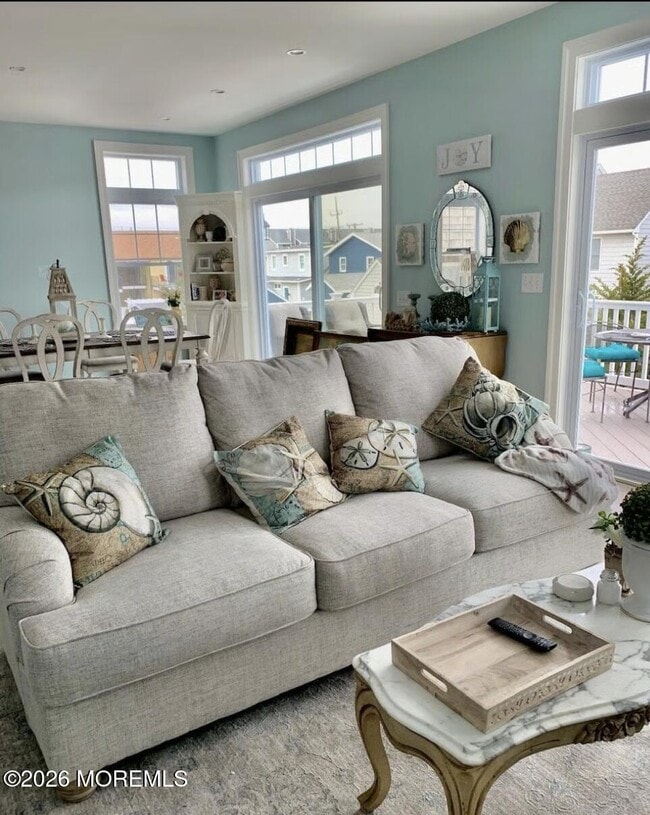 Building Photo - 36 1st Ave