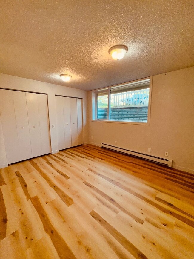 Building Photo - 3005 Eureka St