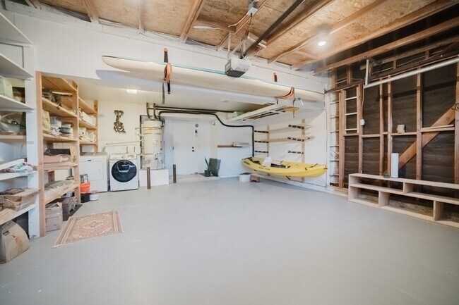 Building Photo - 1811 Autumn Pl