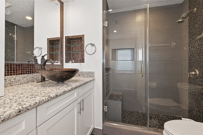 Building Photo - 1506 Apple Park Dr