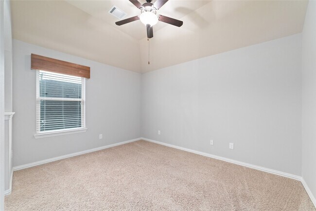 Building Photo - 5618 Little Creek Ct