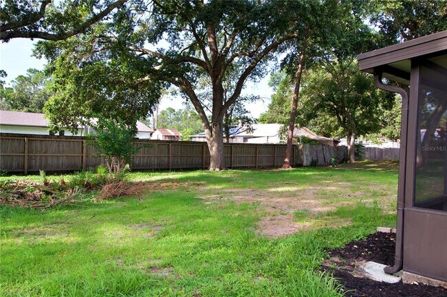Building Photo - 6449 Eve St
