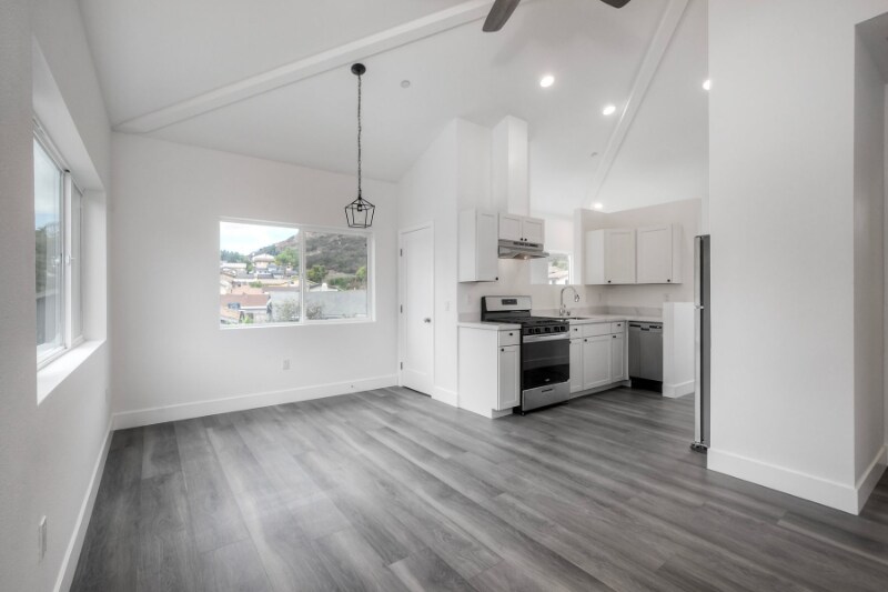Building Photo - 188 Gosnell Way