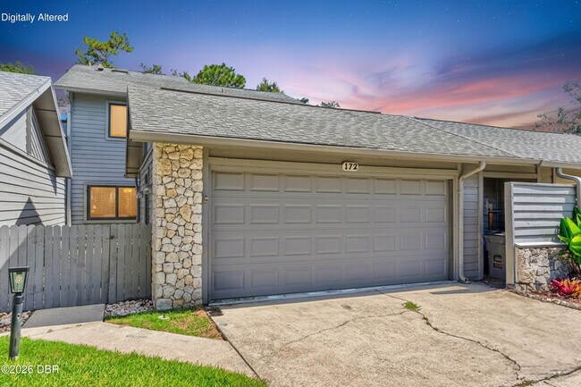 Building Photo - 172 Deer Lake Cir