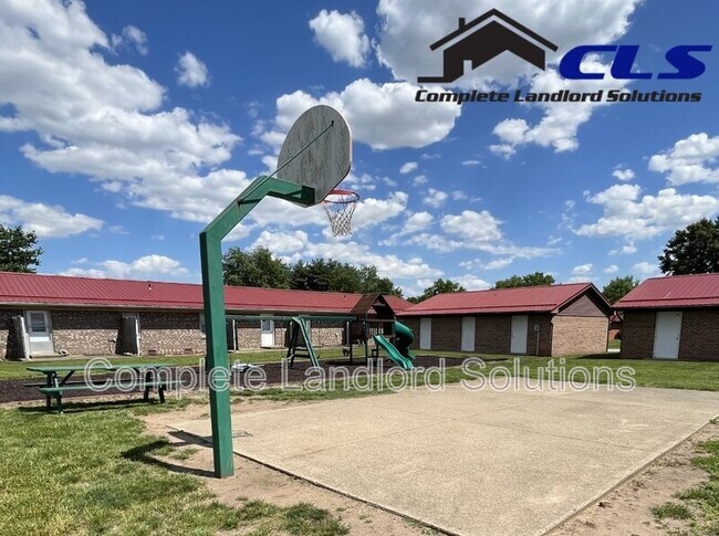 Building Photo - 1736 E Morgan Dr