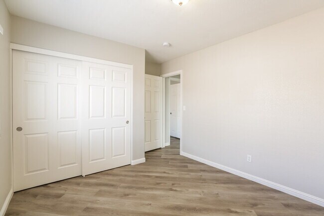 Building Photo - 10932 Napa Ridge Dr