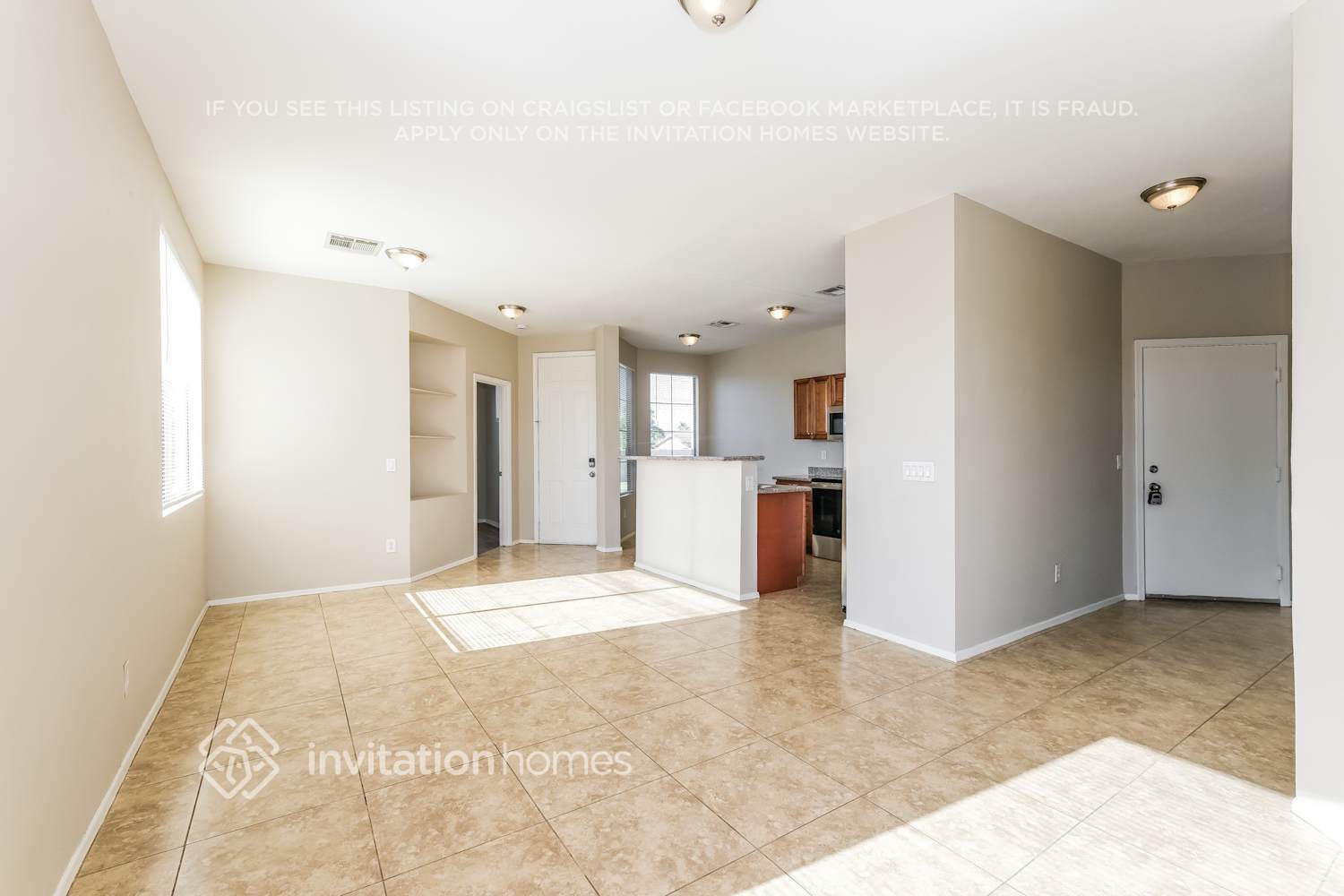 Building Photo - 6537 S 15th Dr