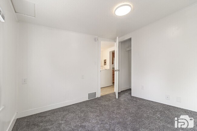 Building Photo - 407 S Michigan Ave