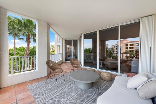 Building Photo - 705 Crandon Blvd