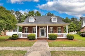 Building Photo - 3225 Mayflower Ln
